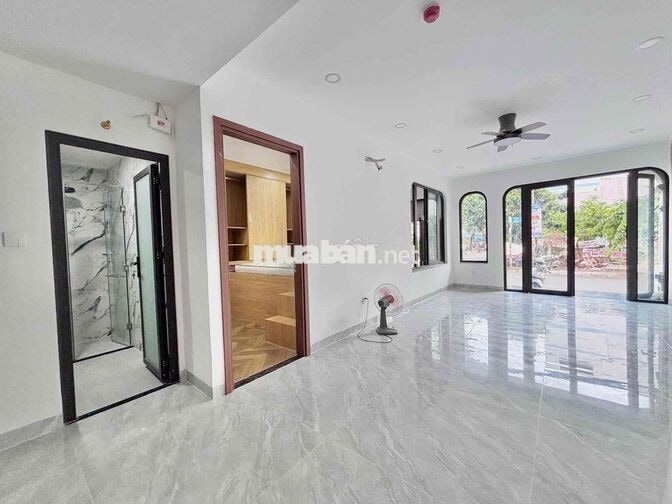 CHO THUÊ MBKD SÀN TRỆT + 1PN RIÊNG MẶT TIỀN SẦM UẤT GẦN CHỢ TÂN MỸ Q7