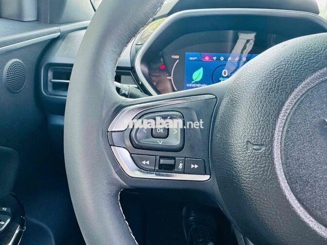 VinFast VFe34 thuê pin tiên phong sản xuất 2022