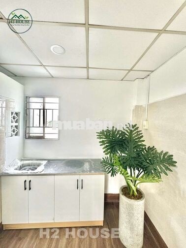 Cho thuê Studio ban công - cửa sổ trời rộng như sân bay ngay VLU❗