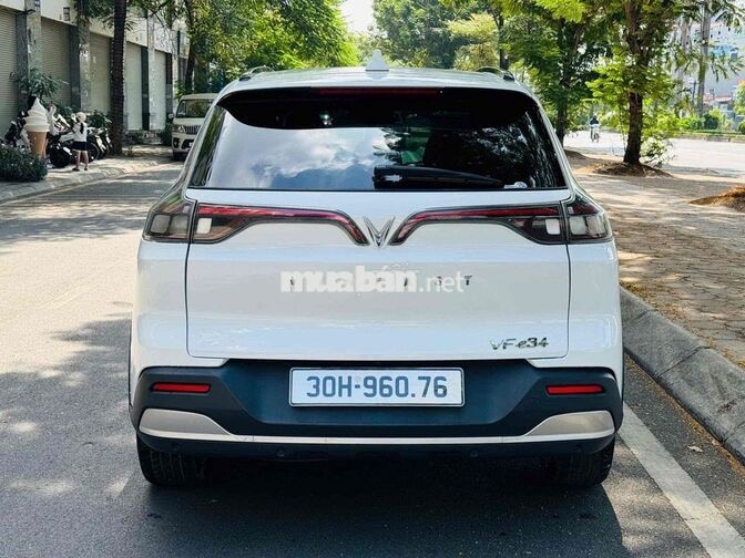 VinFast VFe34 thuê pin tiên phong sản xuất 2022