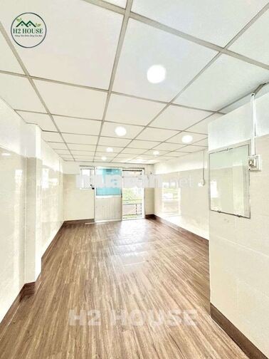 Cho thuê Studio ban công - cửa sổ trời rộng như sân bay ngay VLU❗