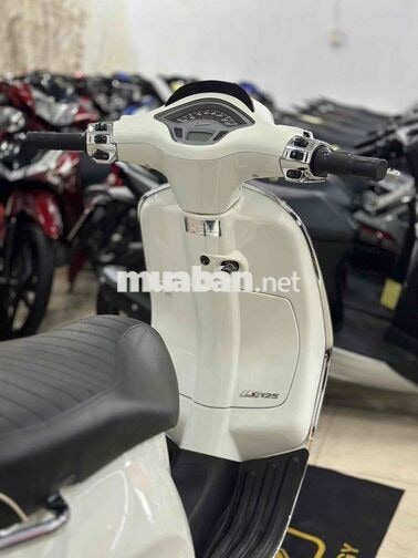 Piaggio Vespa Sprint 2022 125cc/Led/Trắng Sport.