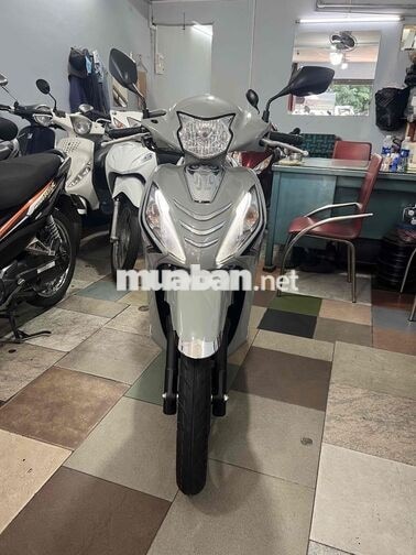 Honda Vision Sporty xám xi măng