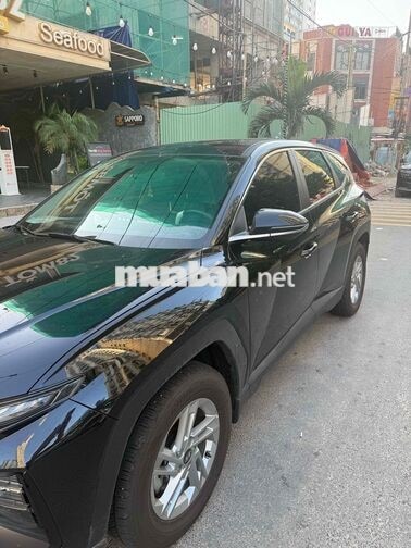 Hyundai Tucson 2.0 Tiêu chuẩn 20.000km Đen