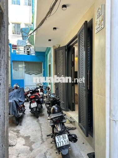 Cho thuê nhà hẻm 41 Trần Nhật Duật, Tân Định, Quận 1