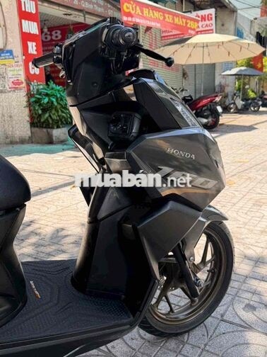 HONDA VARIO 160 ABS 2023 ODO 12.000KM Zin Keng