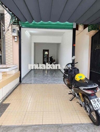 MBKD ngay chợ Tân Hoà Đông, Bình Tân