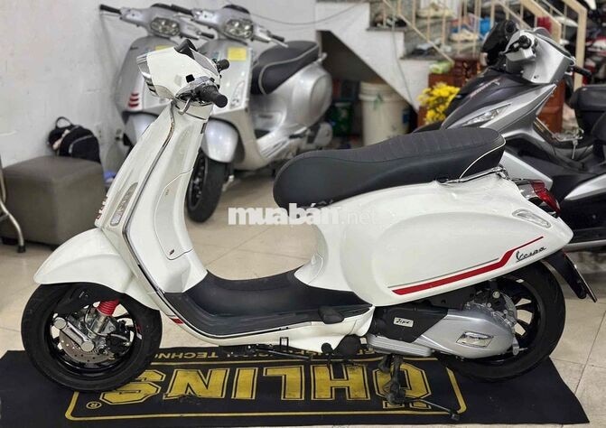 Piaggio Vespa Sprint 2022 125cc/Led/Trắng Sport.
