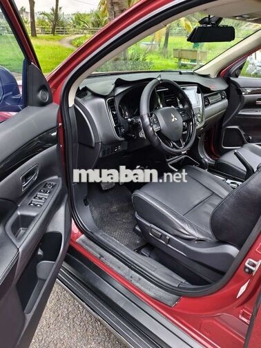 Bán 🚘 Outlander 2.0L  2019  Premium Đỏ