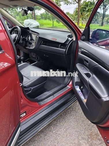 Bán 🚘 Outlander 2.0L  2019  Premium Đỏ