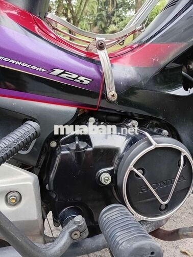 Honda Future II 125cc màu Đỏ đen