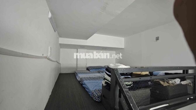 pass trọ cuối tháng 10 fix giá mềm do mình bị gãy chân không leo thang