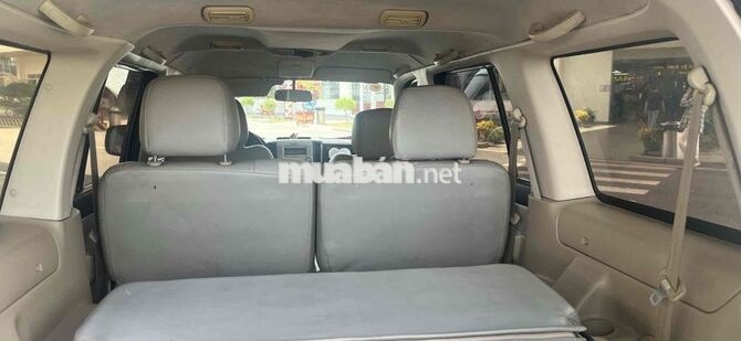 Ford Everest 7 chỗ Dầu Số sàn màu đen