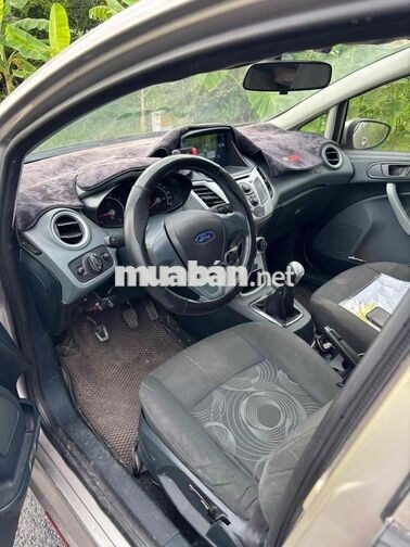 Ford Fiesta 2011 Số sàn Ghi vàng