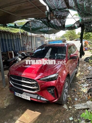 Isuzu Premium 2025 8000 km Đỏ