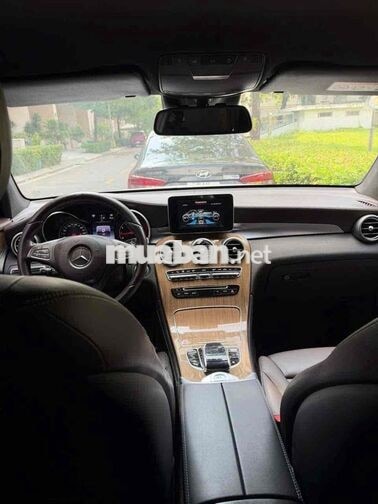 Mercedes-Benz GLC 250 2017 4Matic Trắng