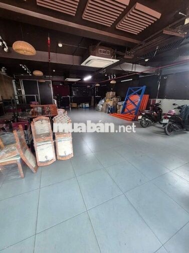 CHO THUÊ NHÀ MTKD – NGAY AEON TÂN PHÚ- DT 8X20M 5 LẦU TRỐNG SUỐT