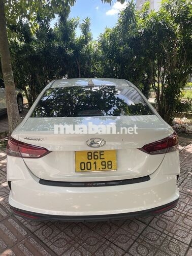 Hyundai Accent 2022 Số sàn 158000 km Trắng