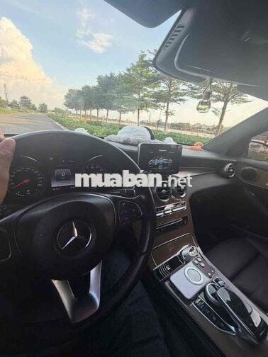 Mercedes-Benz GLC 250 2017 4Matic Trắng