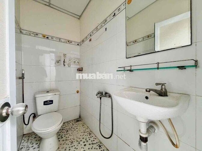 TRỌ TRỆT Ở KINH DƯƠNG VƯƠNG MỚI XÂY 100% CÓ MÁY LẠNH SẠCH SẼ AN NINH