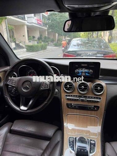Mercedes-Benz GLC 250 2017 4Matic Trắng