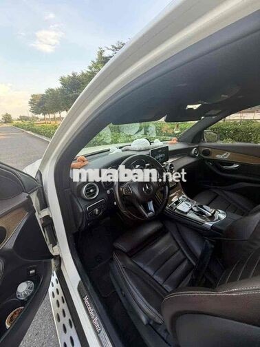 Mercedes-Benz GLC 250 2017 4Matic Trắng