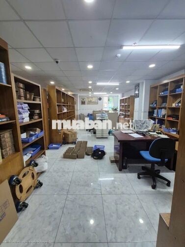 CHO THUÊ NHÀ MTKD – NGAY AEON TÂN PHÚ- DT 8X20M 5 LẦU TRỐNG SUỐT