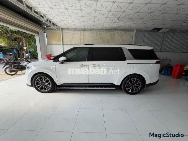 Kia Carnival 2024 Premium 7 chỗ Trắng