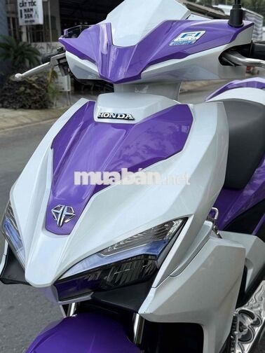 Honda Air Blade 125 2018 trắng tím