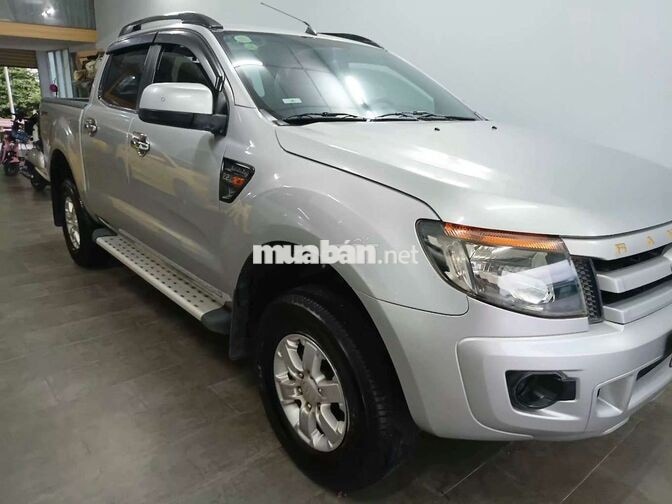 Ford Ranger XLS 2013 2.2 Số Sàn Bạc