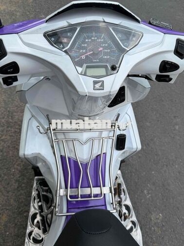 Honda Air Blade 125 2018 trắng tím