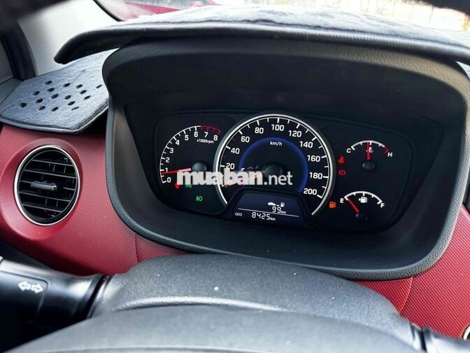 Hyundai Grand i10 2020 MT Full 8.000 km Trắng