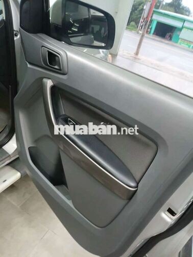 Ford Ranger XLS 2013 2.2 Số Sàn Bạc