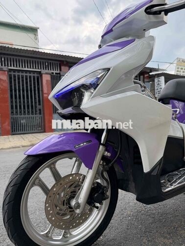 Honda Air Blade 125 2018 trắng tím