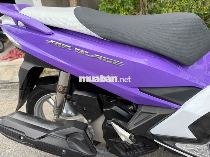 Honda Air Blade 125 2018 trắng tím