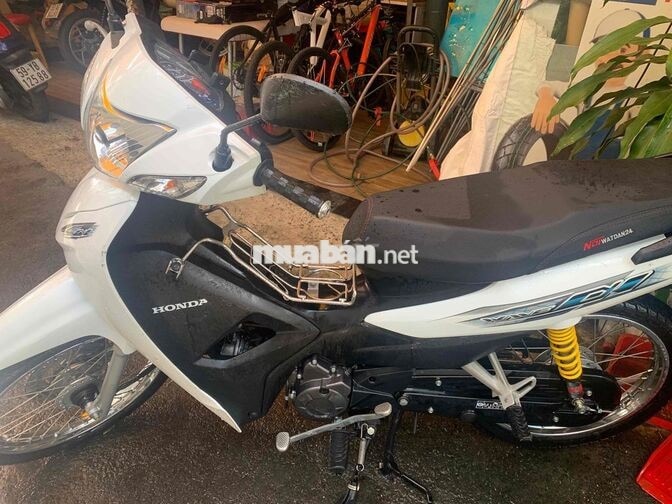 HONDA WAVE ALPHA 17000 KM MÀU TRẮNG