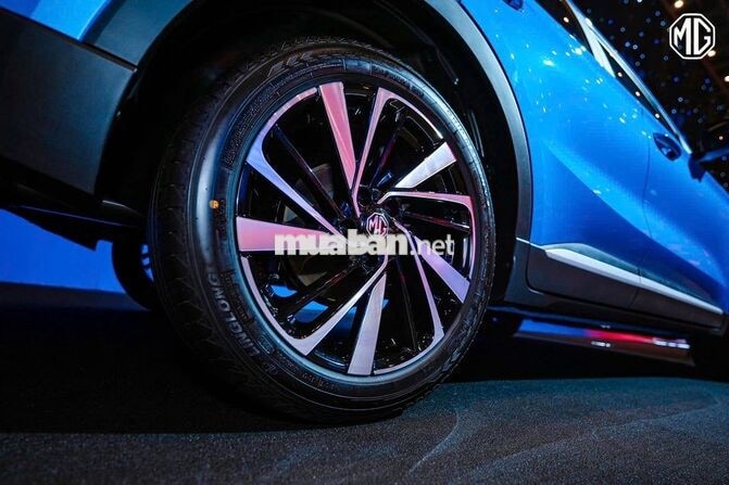 ZS Hybrid mới giao ngay