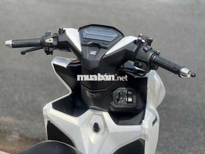 Vario 150 2021 Trắng đen bstp chính chủ