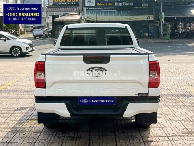 Ford Ranger 2025 XLS 4x2 trắng 26.000km