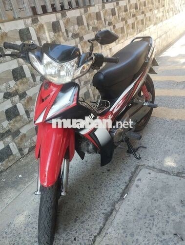 Yamaha Sirius RC 110cc màu Đỏ đen