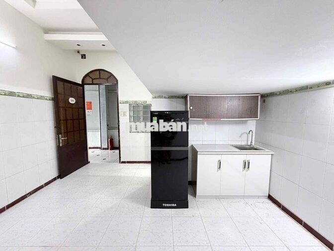 Phòng Gác Rộng 30m2 Cho Thuê Giá Rẻ - Sẵn Tủ Lạnh - Gần Aeon Tân Phú