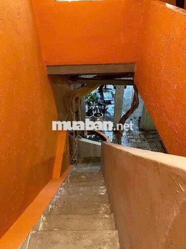 CHO THUÊ NHÀ MẶT TIỀN HỒ XUÂN HƯƠNG, QUẬN 3