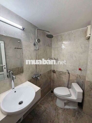 12 TRIỆU–NHÀ 4PN PHẠM KHẮC QUẢNG, GIANG BIÊN–Ô TÔ TRÁNH, KD ĐỈNH