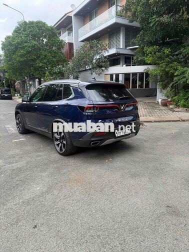 VinFast Lux SA 2.0 2019 Premium 1 vạn Xanh