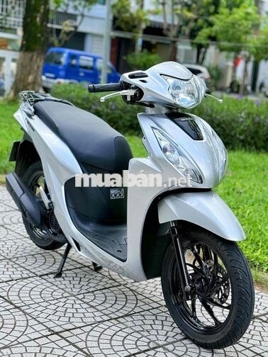 Honda Vision 2021 màu Bạc