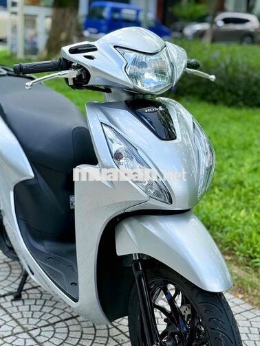 Honda Vision 2021 màu Bạc