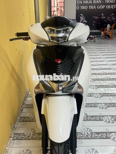 SH 150 phanh ABS 2018 màu trắng đen 43AE-067.51