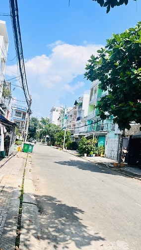 NHÀ 4 TẦNG MẶT TIỀN ĐƯỜNG SỐ 53, KHU TÊN LỬA