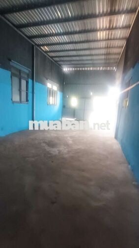 Nhà Thuê 5*25 Có SÂN ĐẤT rộng có 1pn.Đừờng kênh  trung ương Vĩnh Lộc B
