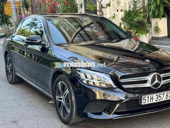 Mercedes-Benz C180 2020 62000 km Đen